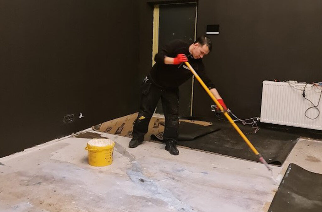Montaj underlay metodă dublă lipire